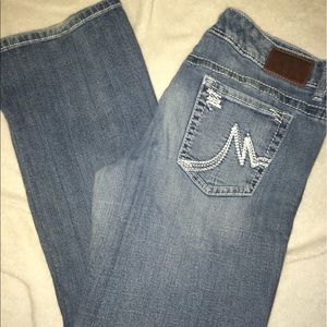 Maurice’s size 11/12 short